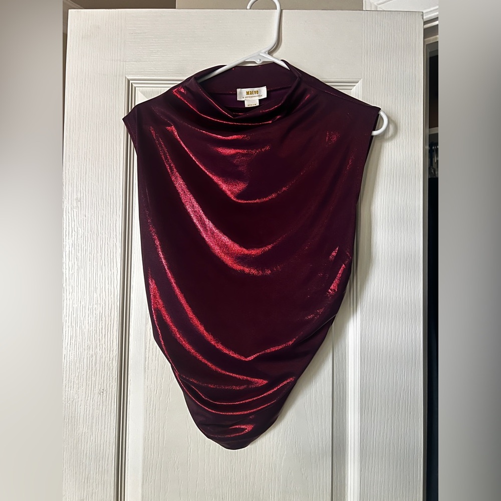 Metallic raspberry top M